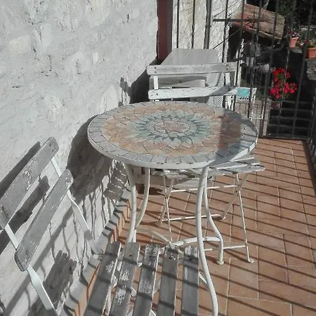Casa Del Frate Апартаменты Ассизи